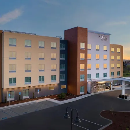 Fairfield Inn & Suites By Marriott Santa Rosa Rohnert Park